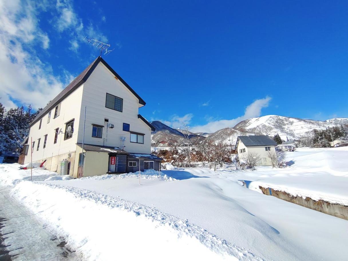 Otari Hakuba Norikura Wakaguri Guesthouse מראה חיצוני תמונה